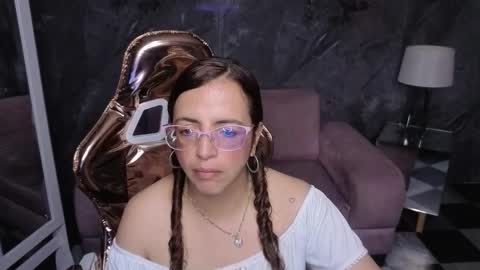  evoni  online show from December 2025 12:45:01 PM