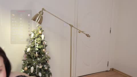 Essie  online show from January 2025 03:34:01 AM