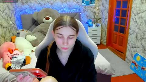 Snapshot of _flowersweet_ chatting on May 2026 08:10:02 PM Kate online show from May 2026 08:10:02 PM