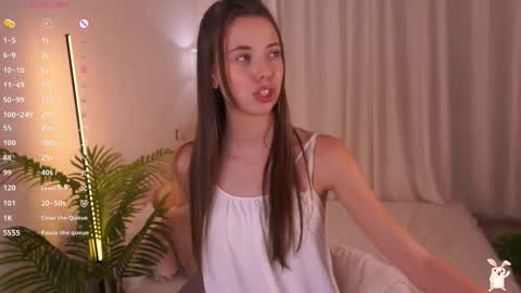 Snapshot of _fluffybunny_ chatting on September 2025 05:24:01 PM Goldy Grace online show from September 2025 05:24:01 PM