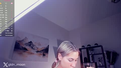 Snapshot of _golden_moon_ chatting on January 2025 01:50:01 AM Rina online show from January 2025 01:50:01 AM