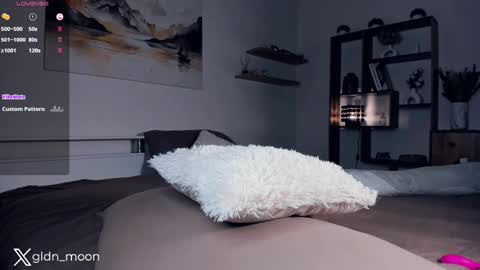 Snapshot of _golden_moon_ chatting on March 2025 04:56:01 AM Rina online show from March 2025 04:56:01 AM