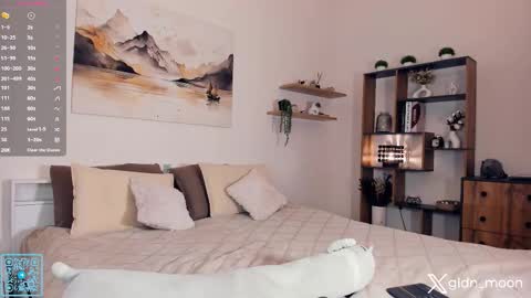 Snapshot of _golden_moon_ chatting on September 2025 08:09:02 PM Rina online show from September 2025 08:09:02 PM