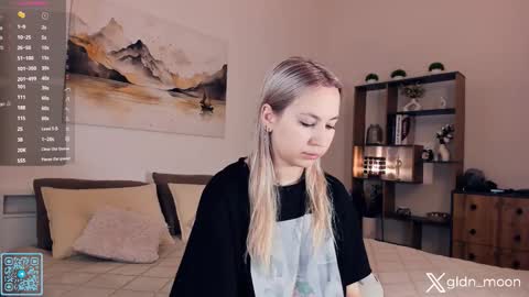 Snapshot of _golden_moon_ chatting on October 2025 08:17:02 PM Rina online show from October 2025 08:17:02 PM