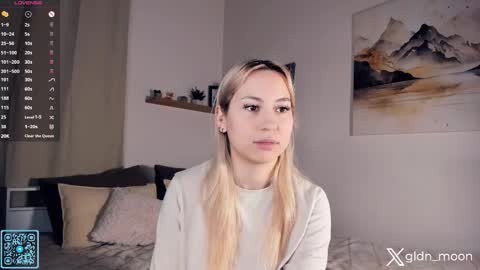 Snapshot of _golden_moon_ chatting on November 2025 07:45:02 PM Rina online show from November 2025 07:45:02 PM