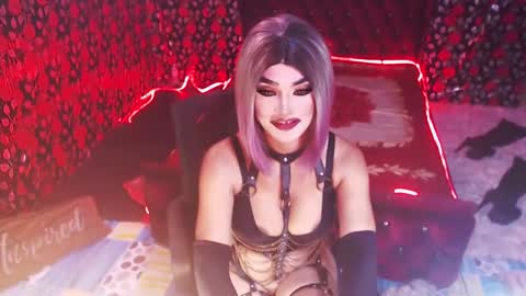 Snapshot of _hailyourqueenx chatting on December 2024 01:19:01 AM GoDDess Chloe online show from December 2024 01:19:01 AM