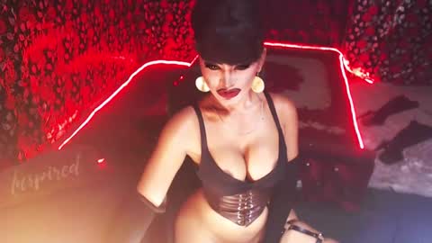 Snapshot of _hailyourqueenx chatting on December 2024 01:15:02 AM GoDDess Chloe online show from December 2024 01:15:02 AM