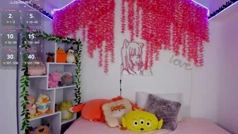 Hanna Botero online show from September 2025 12:21:02 PM