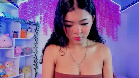 Hanna Botero online show from November 2025 03:38:02 PM