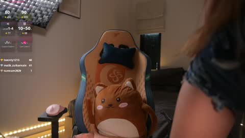 Haru    online show from February 2026 03:40:01 AM