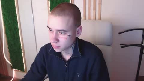 _honeyberry_ online show from March 2026 08:59:01 PM