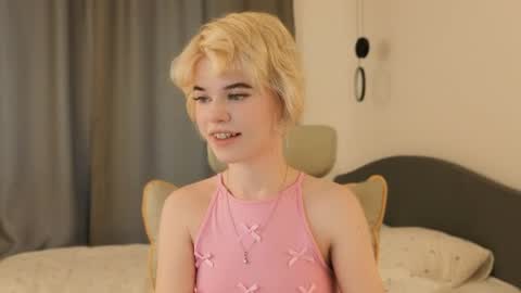 Alisha online show from June 2026 01:32:02 PM