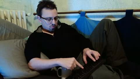 Manuel online show from February 2025 01:13:02 AM