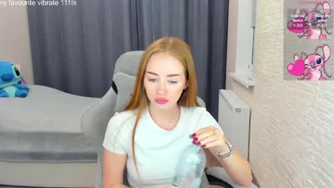 _hot_mia_1 online show from May 2026 05:09:01 PM