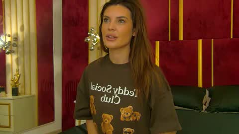 Snapshot of _hot_neighbour chatting on January 2026 04:28:01 AM _hot_neighbour online show from January 2026 04:28:01 AM