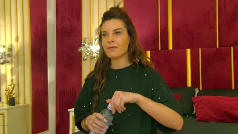 Snapshot of _hot_neighbour chatting on February 2026 04:53:02 AM _hot_neighbour online show from February 2026 04:53:02 AM