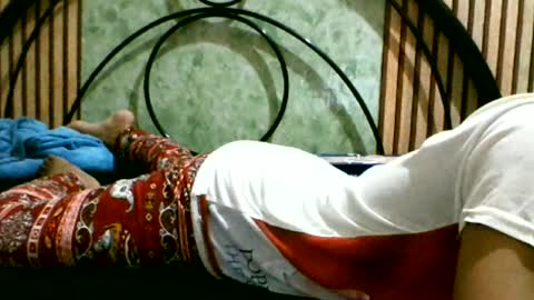 _hotzooey69_ online show from June 2026 03:47:02 AM