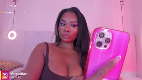 Snapshot of _huge_boobs_ebony chatting on March 2026 08:04:01 PM Darlis online show from March 2026 08:04:01 PM