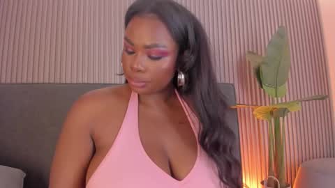 Snapshot of _huge_boobs_ebony chatting on March 2026 08:13:02 PM Darlis online show from March 2026 08:13:02 PM