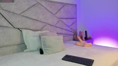 Megan online show from September 2025 02:56:02 AM