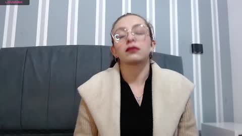 Snapshot of _isaabellaa chatting on January 2025 11:03:02 AM Isa online show from January 2025 11:03:02 AM