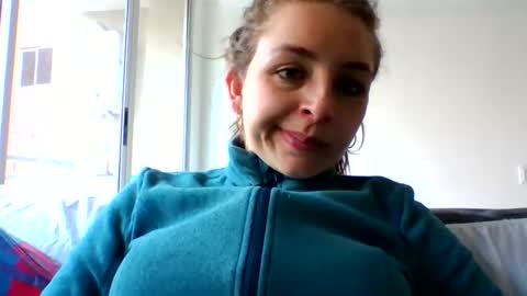 Snapshot of _isaabellaa chatting on March 2026 12:09:01 PM Isa online show from March 2026 12:09:01 PM