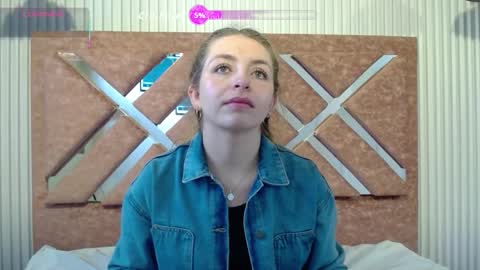 Snapshot of _isaabellaa chatting on March 2026 04:22:01 PM Isa online show from March 2026 04:22:01 PM