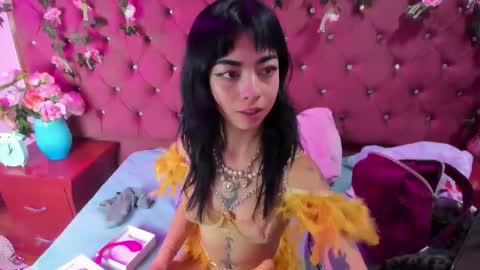  Ivy Luna online show from March 2026 04:22:02 PM