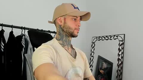 jeison online show from December 2025 07:53:02 PM