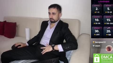 _jeem_ online show from December 2024 06:49:01 PM