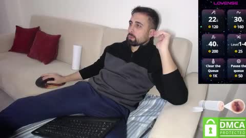 _jeem_ online show from December 2024 06:59:01 PM