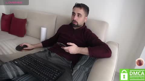 _jeem_ online show from January 2025 07:44:02 AM