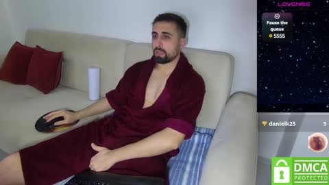 _jeem_ online show from February 2025 06:24:02 PM