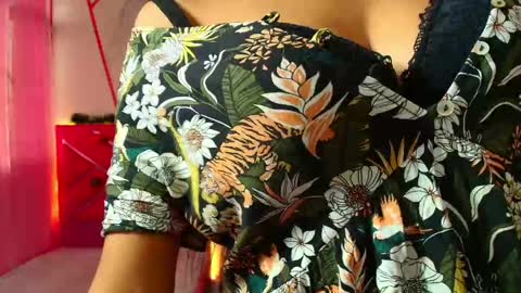 Jesica online show from December 2024 08:43:01 PM