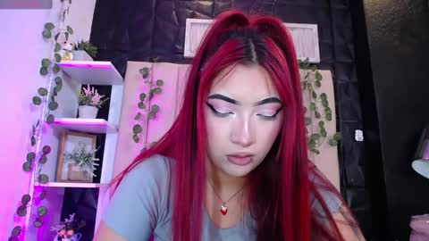 Mia online show from February 2025 04:56:02 PM