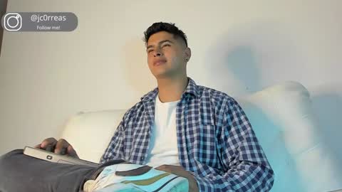 _juanes__ online show from December 2024 11:35:02 PM