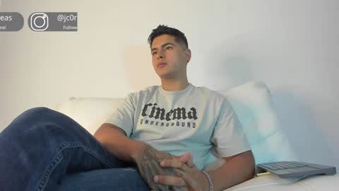 _juanes__ online show from December 2024 06:38:02 PM