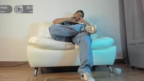 _juanes__ online show from January 2025 09:57:02 PM