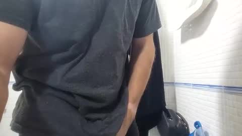 Snapshot of _julian_69 chatting on October 2025 10:24:01 AM Jonnhy online show from October 2025 10:24:01 AM