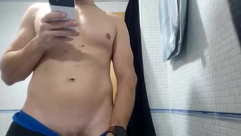 Snapshot of _julian_69 chatting on October 2025 04:17:02 PM Jonnhy online show from October 2025 04:17:02 PM