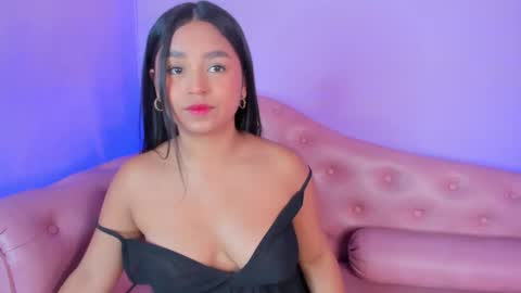 Snapshot of _julisweet_ chatting on November 2025 12:27:02 PM _julisweet_ online show from November 2025 12:27:02 PM