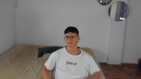 justin online show from April 2026 07:33:01 PM