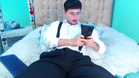 Snapshot of _justinmoon2 chatting on February 2026 05:04:01 AM mod online show from February 2026 05:04:01 AM