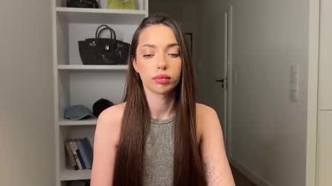 _kate_22 online show from November 2025 07:13:02 PM