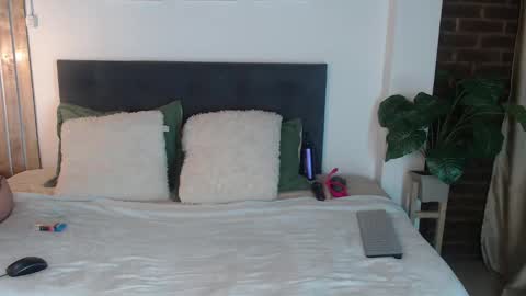 kathy online show from September 2025 01:36:01 PM