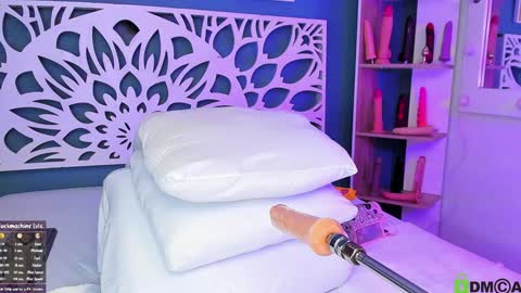 _kheissy_ online show from December 2024 10:45:02 AM