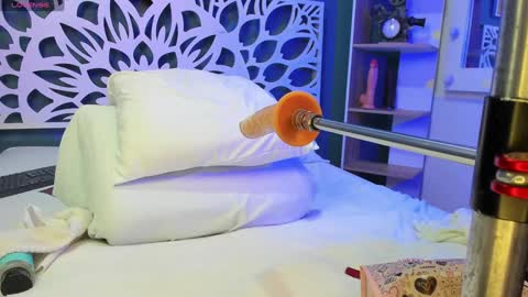 _kheissy_ online show from January 2025 12:41:02 PM