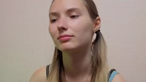 Snapshot of _kikiclark_ chatting on July 2026 07:10:02 PM _kikiclark_ online show from July 2026 07:10:02 PM
