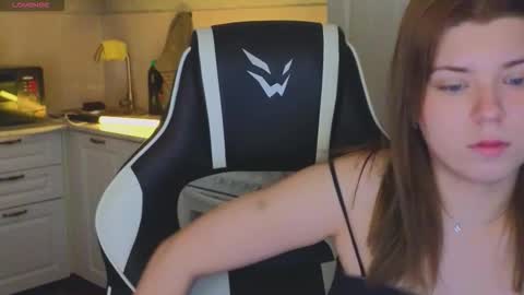 Molly   Emily online show from November 2025 07:46:02 AM