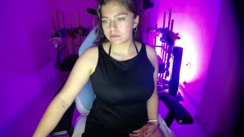 Snapshot of _kitten_1 chatting on January 2025 09:32:02 PM _kitten_1 online show from January 2025 09:32:02 PM